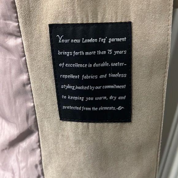 Beige London Fog trench coat size 12 with hood - Picture 4 of 5